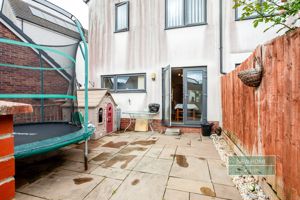 Photo 17- click for photo gallery